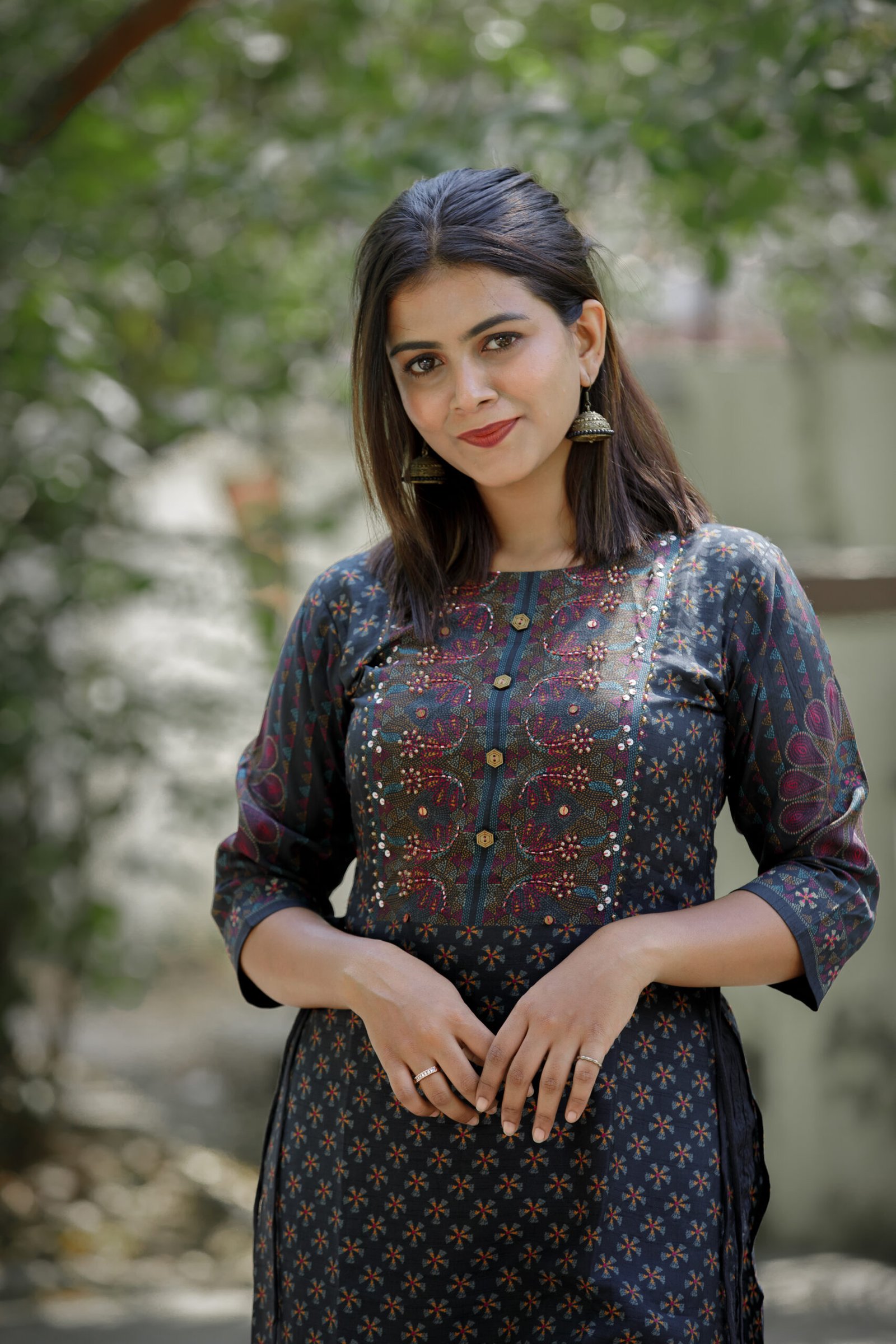 Peacock Black - Image 9