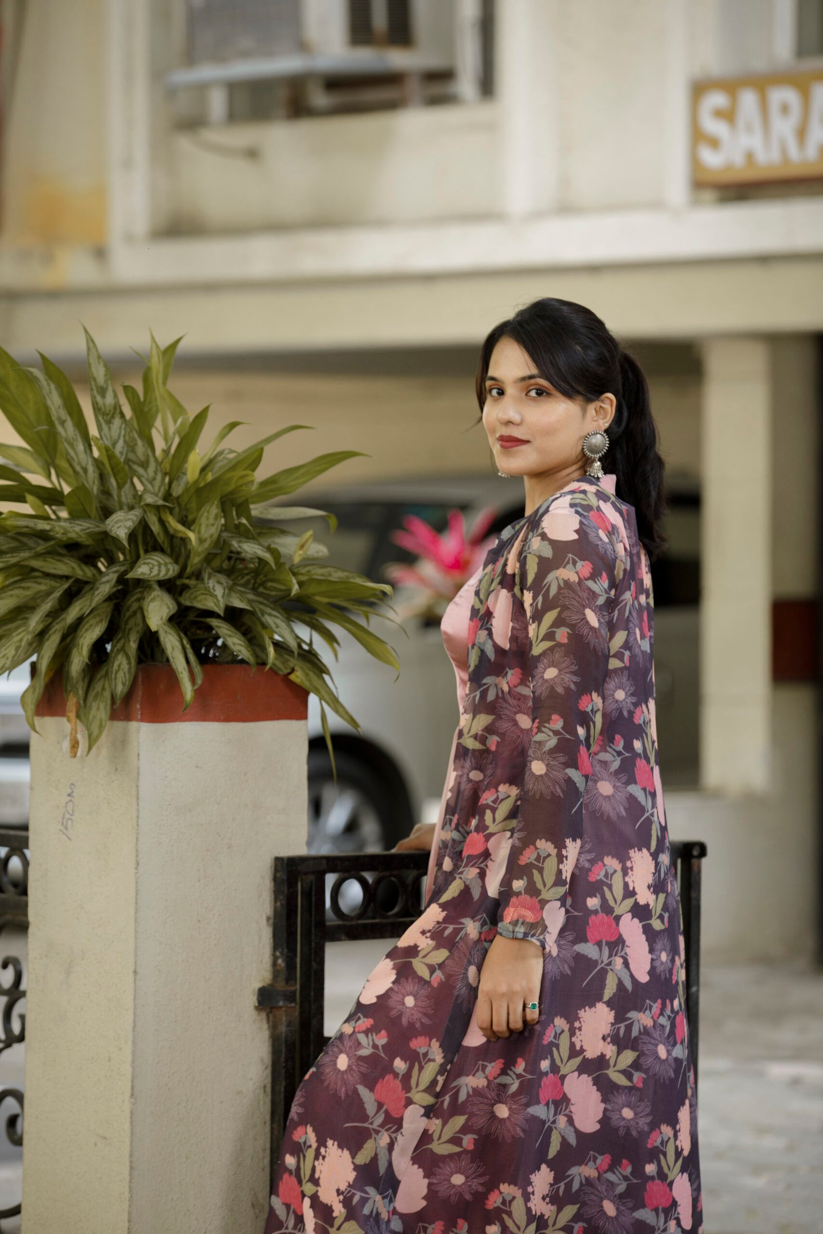 Onion Pink Gown With Jacket - Image 7